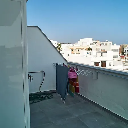 Fabulous Penthouse Downtown Tarifa, Maestro *