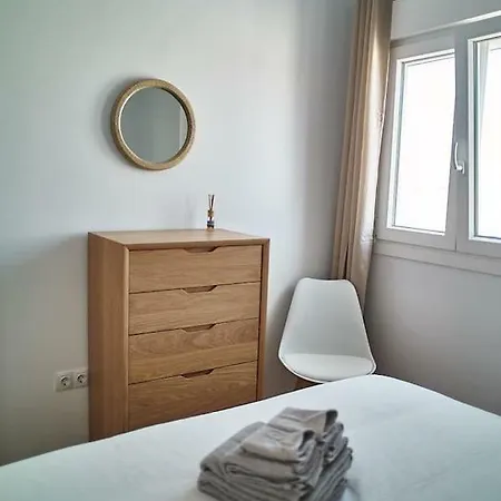 Fabulous Penthouse Downtown Tarifa, Maestro דירה *