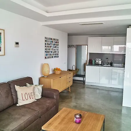 דירה Fabulous Penthouse Downtown Tarifa, Maestro טריפה